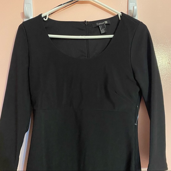 NWOT Black Ribbed Quarter sleeve Dress - Picture 8 of 8